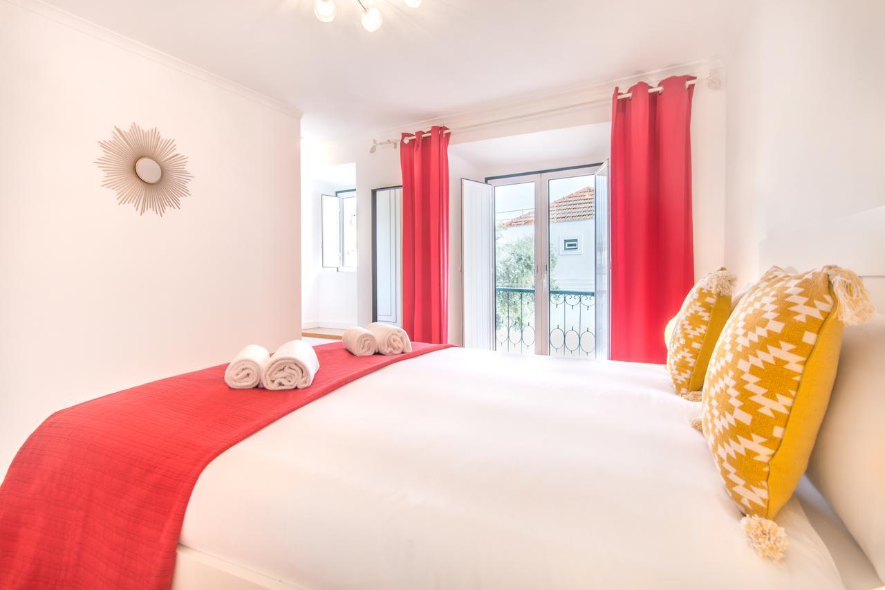 Alfama Lovely Duplex Appartamento Lisbona Esterno foto