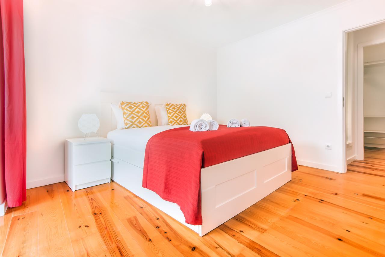 Alfama Lovely Duplex Appartamento Lisbona Esterno foto